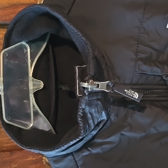 The North Face Jacket - Picture 3 of 10